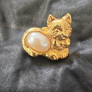 Gold Cat Brooch with Pearl Accent